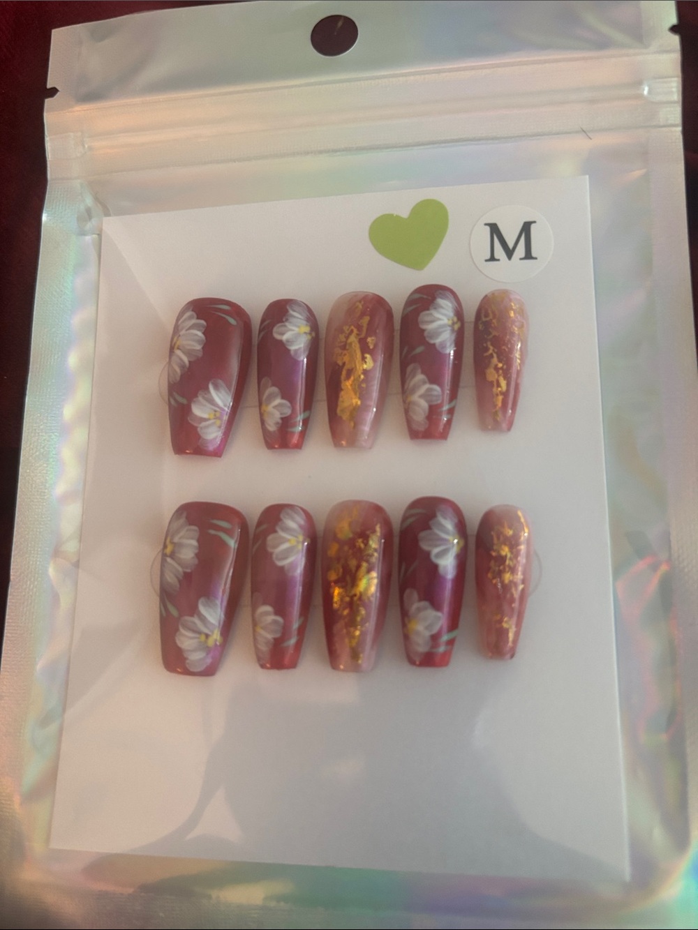 Hand-Painted Floral Press-On Nails - Mauve with Gold Flakes